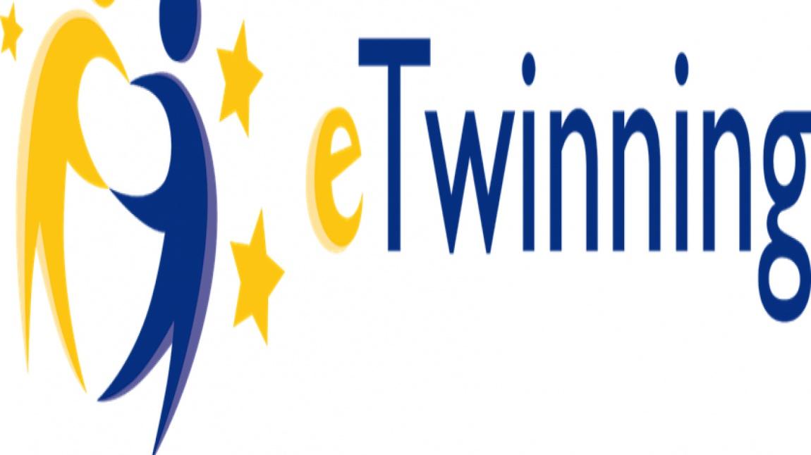 2022' de de E Twinning Projelerimiz Devam Ediyor..